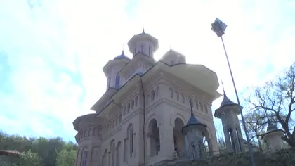 Minune înainte de Paşte în România: chipul lui Iisus a apărut pe cupola unei biserici VIDEO