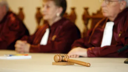Legea care oferă imunitate sporită judecătorilor CCR, adoptată de Camera Deputaţilor