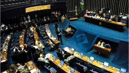 Brazilia: Parlamentul a fost luat cu asalt de protestatari. Incidente grave VIDEO