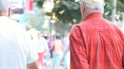 România îmbătrâneşte. Numărul tinerilor scade, în timp ce al bătrânilor creşte