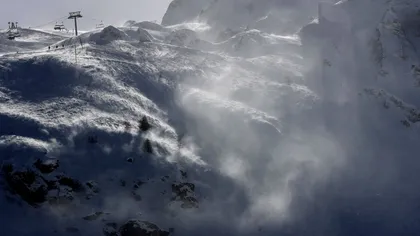 Avalanşă în Alpii Francezi. Trei schiori şi-au pierdut viaţa
