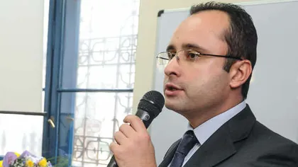 Cristian Buşoi va candida la şefia PNL. Anunţul oficial a fost făcut