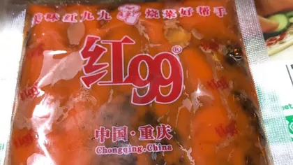Produse expirate într-un restaurant chinezesc din Constanţa. Patronul, amendat cu 25.000 de lei, iar restaurantul a fost închis VIDEO
