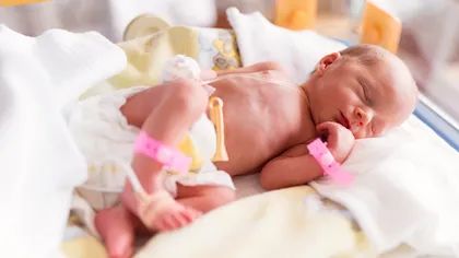 Copiii născuţi prematuri, o şansă la viaţă. Aparatură medicală de zeci de mii de euro, donată de Salvaţi Copiii