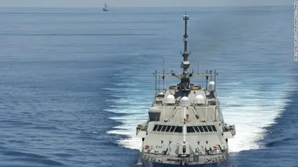 O navă militară americană a navigat în apropierea unei insule artificiale disputată de China