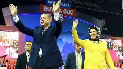 Erdogan revine oficial în Partidul Justiţiei şi Dezvoltării