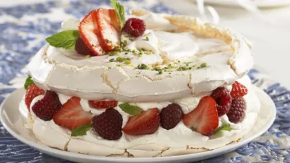 Tort Pavlova, cel mai apetisant desert