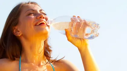 Câtă apă trebuie să bei pe zi în funcţie de greutatea ta