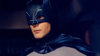 Adam West, celebrul actor care l-a interpretat pe Batman, a murit la vârsta de 88 de ani