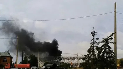 STADION în FLĂCĂRI. Incendiu la şantierul de construcţie a unei arene pentru CM 2018 VIDEO