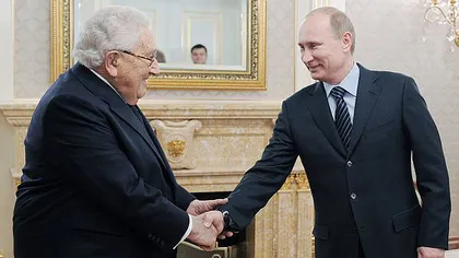 Fostul secretar de stat american Henry Kissinger, în vizită la Vladimir Putin