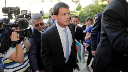 Fostul premier francez, Manuel Valls, părăseşte Partidul Socialist şi trece de partea lui Macron