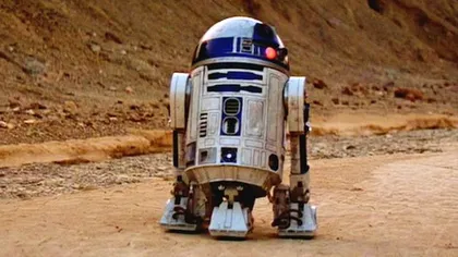 STAR WARS: Succes în cinematografe, dar şi la casele de licitaţie. ROBOTUL R2-D2, vândut cu 2.7 milioane de dolari