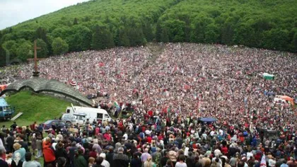 Mii de credincioşi sunt aşteptaţi la pelerinajul de la Şumuleu-Ciuc de Rusaliile Catolice. Printrei ei, preşedintele Ungariei