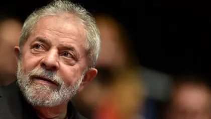 Fostul preşedinte brazilian Luiz Inacio Lula da Silva, condamnat la nouă ani şi şase luni de închisoare pentru corupţie