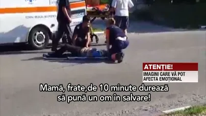Imagini revoltătoare în Gorj. Un echipaj de pe Ambulanţă s-a chinuit zeci de minute să pună pe targă un bărbat VIDEO