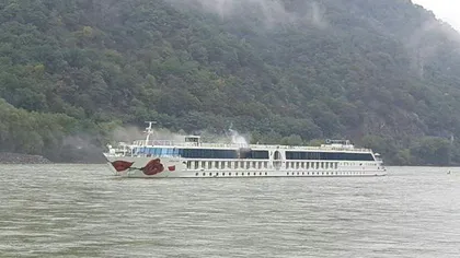 Incendiu la bordul unui vas de croazieră care circula pe Dunăre. Cel puţin opt persoane au fost rănite