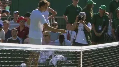 Scandal la Wimbledon. Danil Medvedev a aruncat cu monede spre arbitrul Mariana Alves