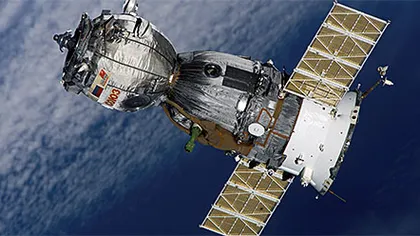 O capsulă Soyuz ce are la bord trei astronauţi a fost lansată cu succes spre Staţia Spaţială Internaţională