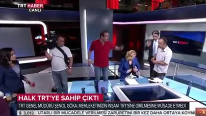 Mandate de arestare pentru 34 de angajaţi ai postului de televiziune publică turc, TRT