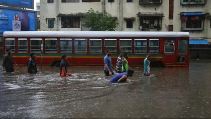 Inundaţii catastrofale la Mumbai. Sunt cele mai mari din ultimii 12 ani FOTO