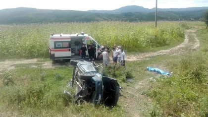 ACCIDENT în Bacău. Doi oameni care se aflau într-un taximetru au murit