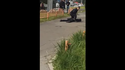 ATAC cu cuţitul pe o stradă din Rusia. Şapte persoane au fost înjunghiate VIDEO