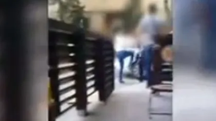 Două fete din Năvodari s-au bătut crunt pentru un bărbat VIDEO