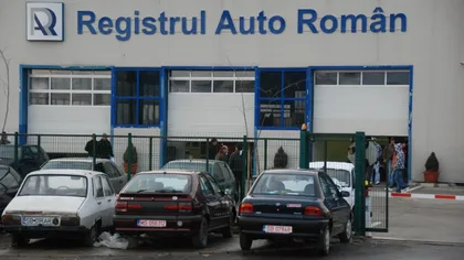 Programul cu publicul la Registrul Auto Român va fi prelungit astăzi; angajaţii instituţiei vor lucra şi sâmbătă