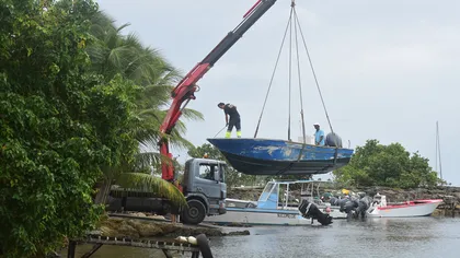 Uraganul Maria, de categorie 5, a lovit insula Dominica, smulgând acoperişul casei premierului