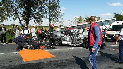 Accident grav în Constanţa. Trei morţi şi mai mulţi răniţi după ce un autocar şi o maşină s-au ciocnit