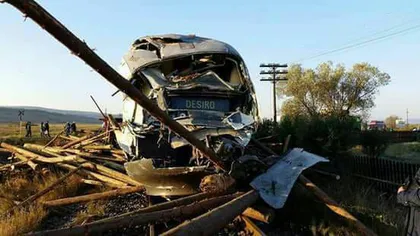 ACCIDENT grav în Mureş. Un tren a lovit un camion