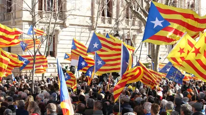 Madridul pune sub tutelă finanţele Cataloniei