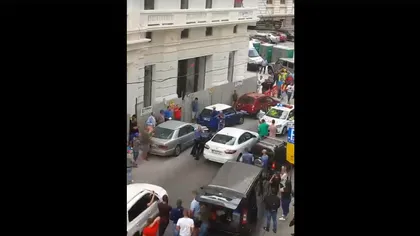 ACCIDENT în Capitală. Un şofer, reţinut după ce a lovit cu maşina un poliţist VIDEO