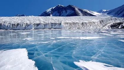Gaură uriaşă în Antarctica. Oamenii de ştiinţă nu găsesc nicio explicaţie