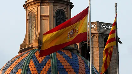 Parlamentul catalan îşi declară independenţa. Premierul Rajoy dizolvă Legislativul catalan şi convoacă alegeri la 21 decembrie LIVE