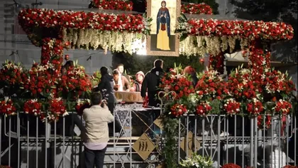 SFÂNTA PARASCHEVA 2017. Peste 19.000 de pelerini s-au închinat la racla Sf. Parascheva