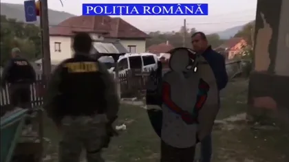 Două femei, suspectate de comiterea unui omor în Italia, prinse de poliţiştii din Cluj şi Sălaj VIDEO