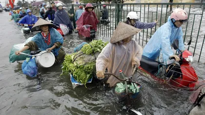 Inundaţiile şi alunecările de teren din Vietnam fac din nou victime: Cel puţin 77 de persoane au murit şi 26 sunt date dispărute