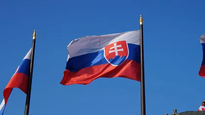 Doi foşti miniştri slovaci au fost condamnaţi la închisoare pentru fraudarea unei licitaţii