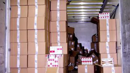 Ţigări de contrabandă de peste 360.000 lei, confiscate la frontiera de nord cu focuri armă
