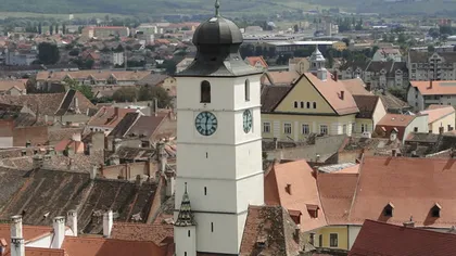 Turişti nevoiţi să sune la 112, după ce au fost încuiaţi din greşeală în Turnul Sfatului din Sibiu