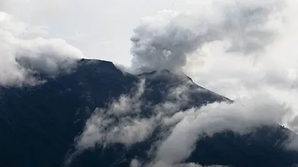 Zeci de zboruri, anulate pe insula Bali. Vulcanul Agung a erupt din nou