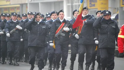 Pregătiri pentru Ziua Naţională la Alba Iulia: Defilare cu 400 de militari şi 45 de mijloace tehnice de luptă
