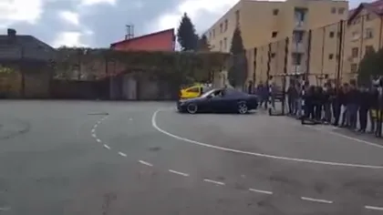 Drifturi în curtea unei şcoli din Târgu-Jiu VIDEO