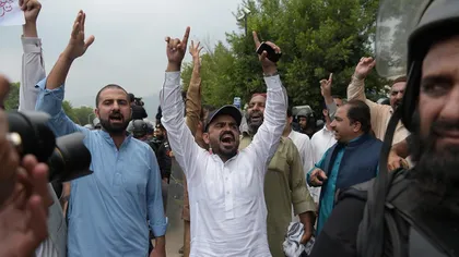 Manifestaţii masive în Pakistan. Protestatarii au blocat Islamabadul şi cer DEMISIA ministrului Justiţiei