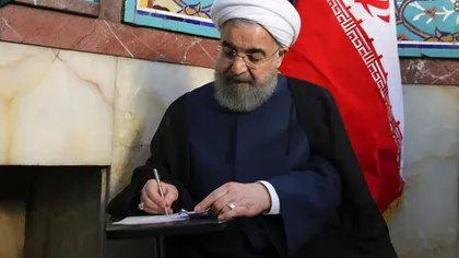Preşedintele Iranului promite o RECONSTRUCŢIE rapidă după cutremurul devastator