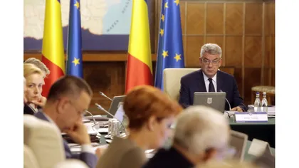 Premierul Tudose: Poporul se desparte îndurerat de Regele Mihai, un model de moralitate şi demnitate pentru români