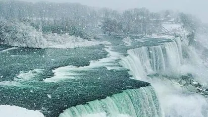 Cascada Niagara a îngheţat. Imagini feerice surprinse la aproape minus 50 de grade Celsius FOTO