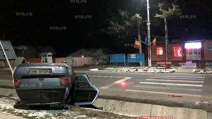 Accident incredibil în Vaslui. Trei oameni, la un pas să fie spulberaţi de un şofer de 22 de ani VIDEO